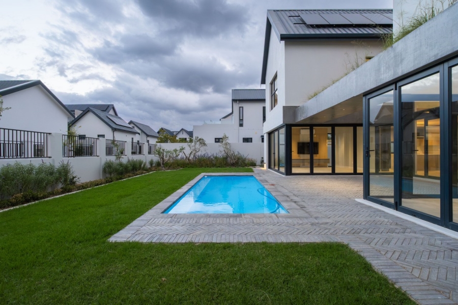 5 Bedroom Property for Sale in Val De Vie Estate Western Cape